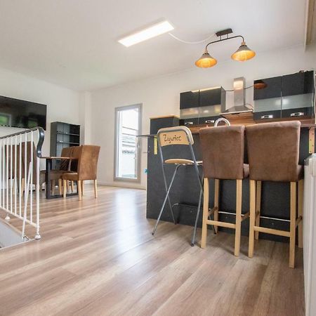 דיסלדורף Spacious House מראה חיצוני תמונה