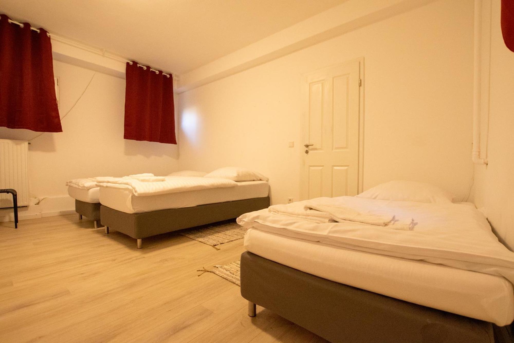 דיסלדורף Spacious House חדר תמונה