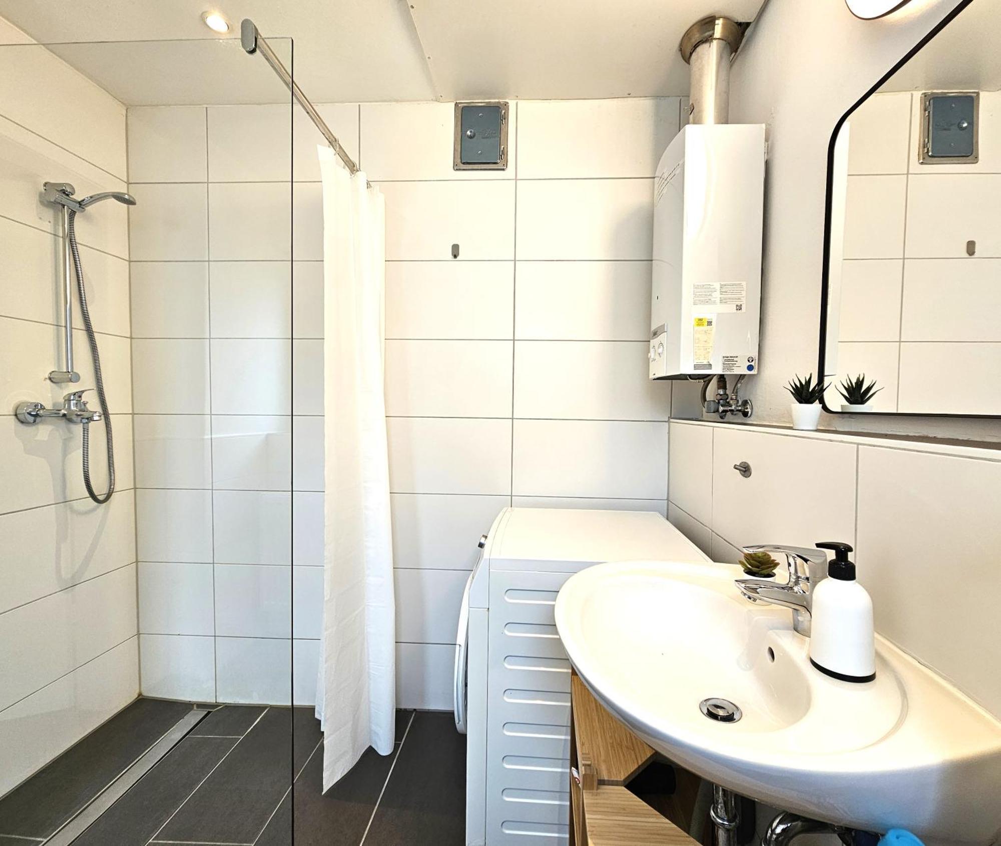 דיסלדורף Spacious House מראה חיצוני תמונה