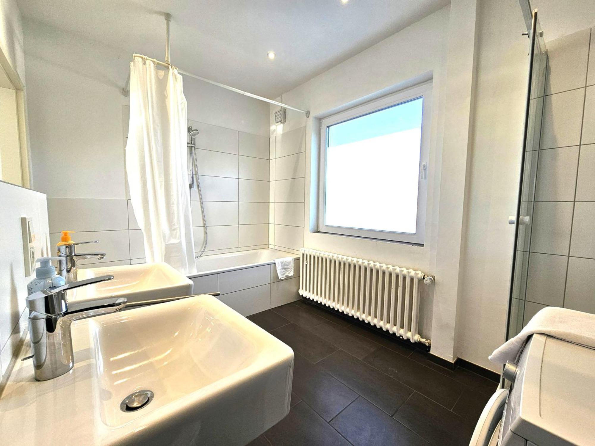 דיסלדורף Spacious House מראה חיצוני תמונה