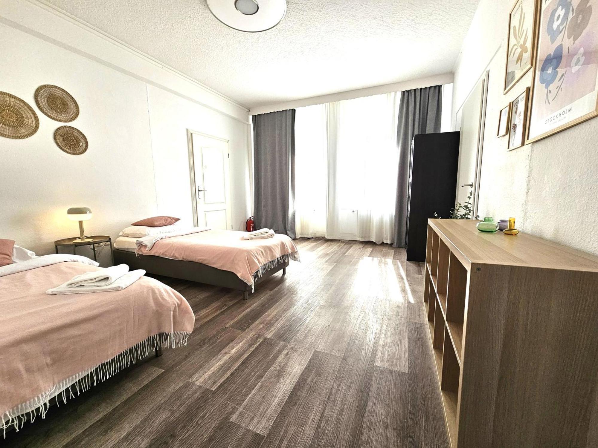דיסלדורף Spacious House מראה חיצוני תמונה