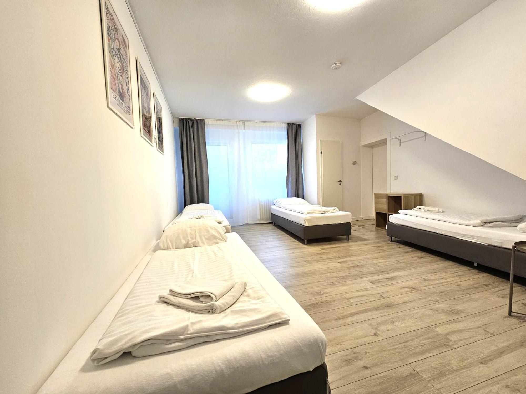 דיסלדורף Spacious House חדר תמונה